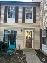 Building Photo - 105 Azalea Ct