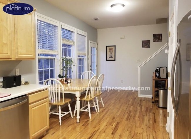 Building Photo - 2916 Wintercrest Dr