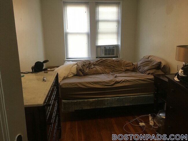 Foto del edificio - 63 Fellsway W