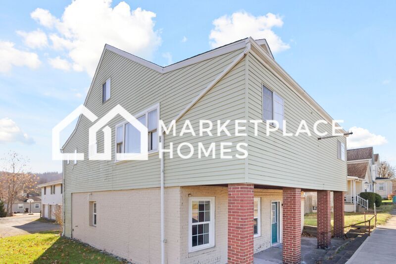 410 Pike St Unit 3, Meadow Lands, PA 15347 Condo for Rent in Meadow Lands, PA