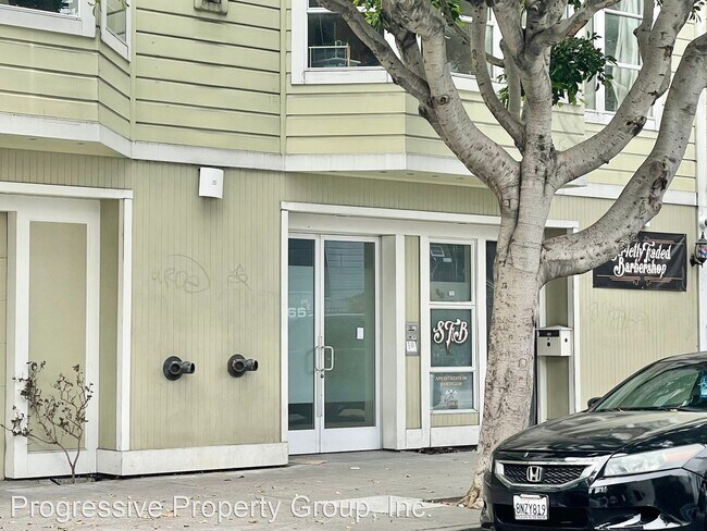 Building Photo - 1 br, 2 bath House - 3365 20th Street #6