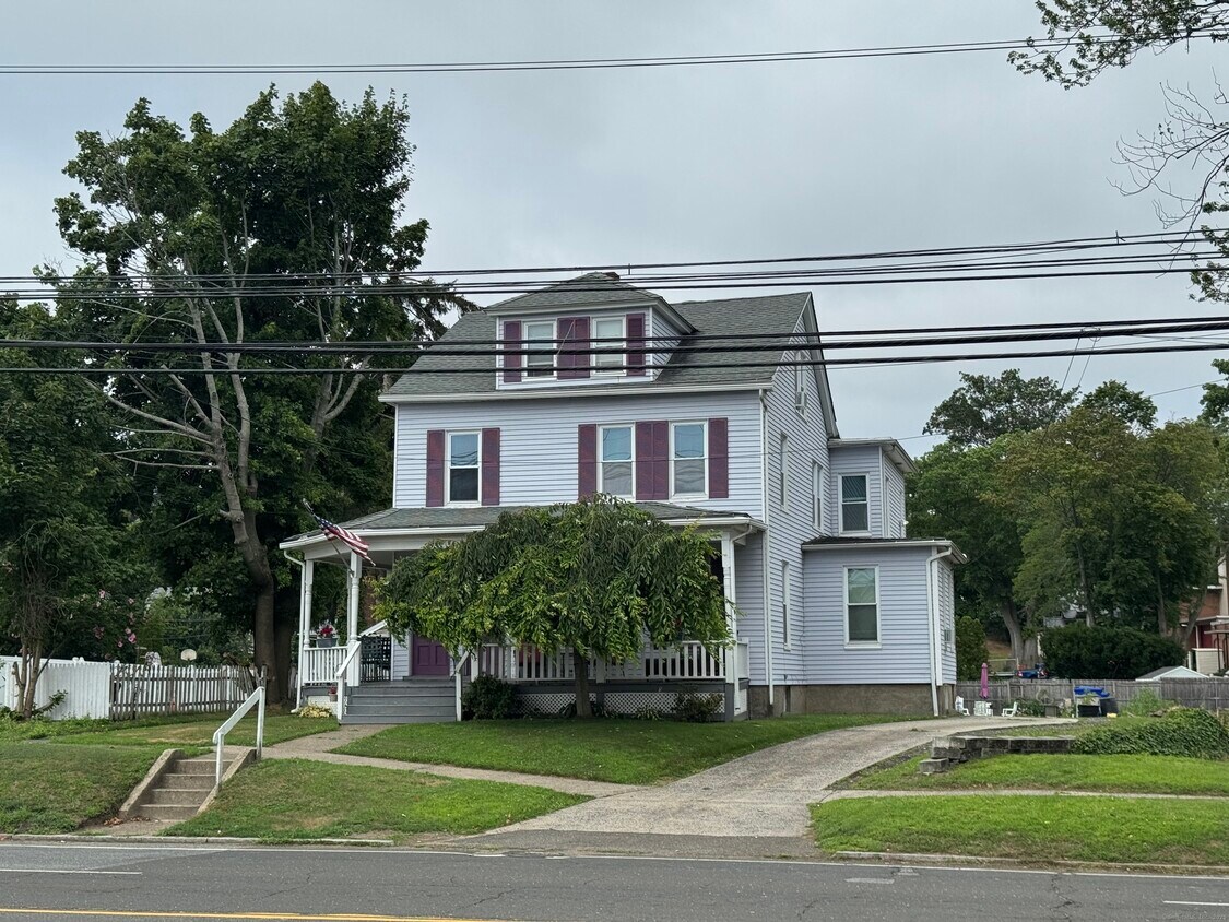 Foto principal - 2981 Main St