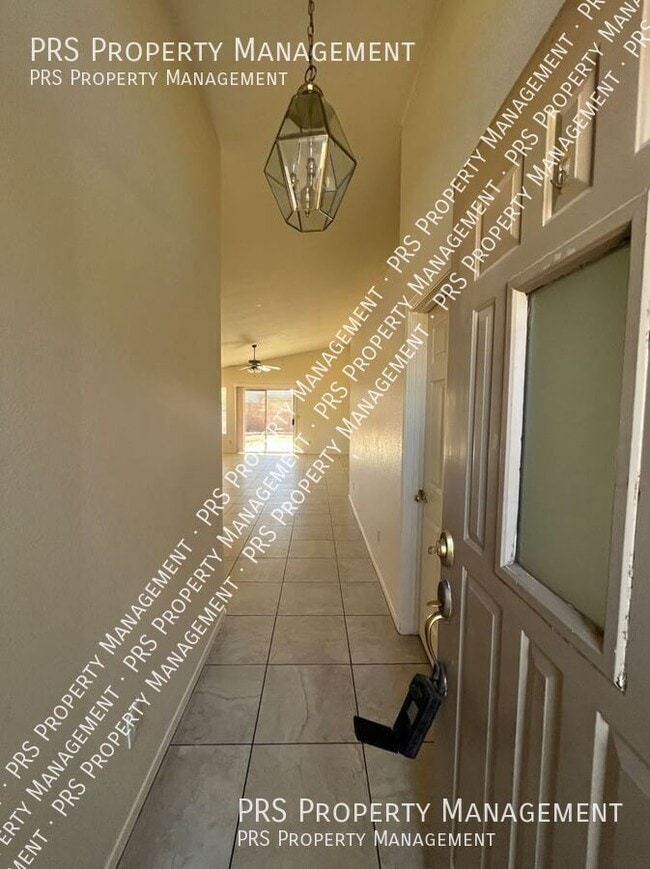 Photo - 4509 E South Fork Dr House