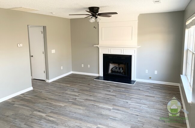 Foto del edificio - 516 Glenlea Ln