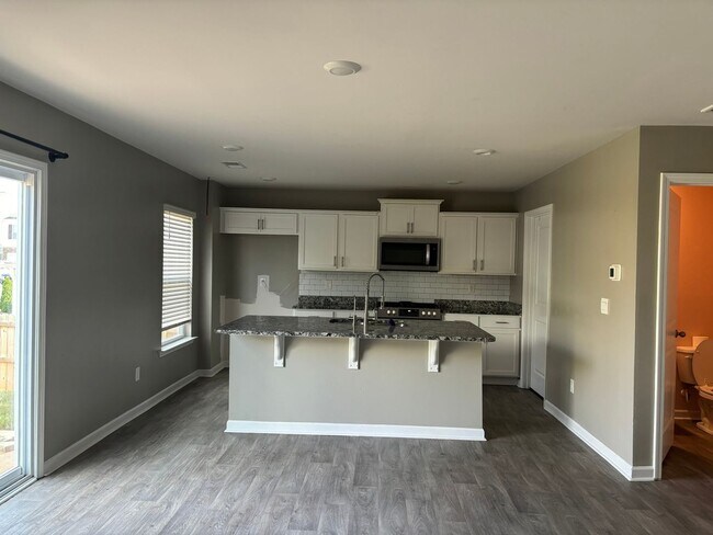 Foto del edificio - 4 Bedroom Single Family Home in Easley