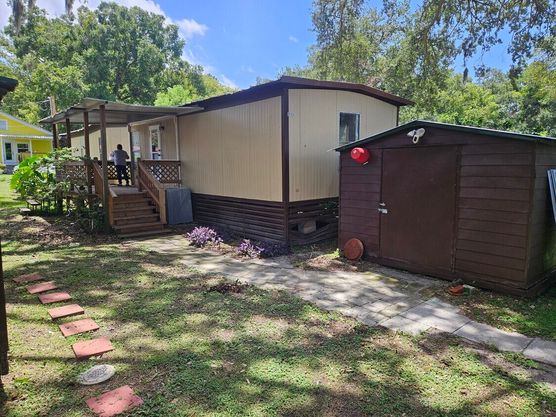 Entorno tranquilo y apartado - 4221 Norcrest Ln