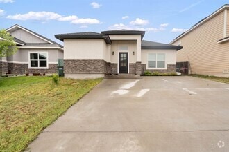 Building Photo - 1009 Tesoro Hills