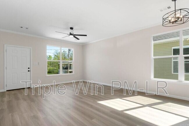 Foto del edificio - 3401 W 17th St