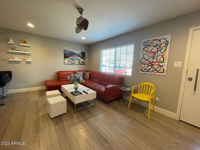 Foto del edificio - 2622 N 70th St