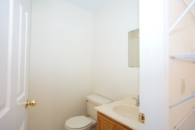 Building Photo - Pickett 485