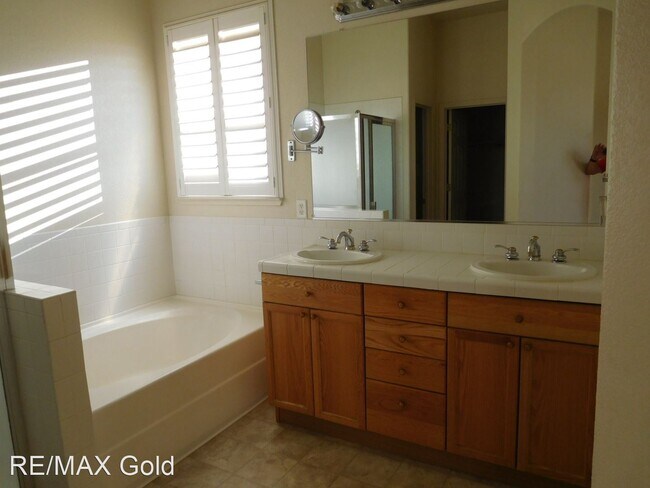 Foto del edificio - 2 br, 2 bath House - 10515 Arbor Way