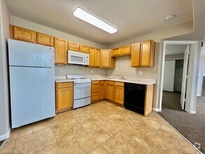 Building Photo - 960 S Dawson Way