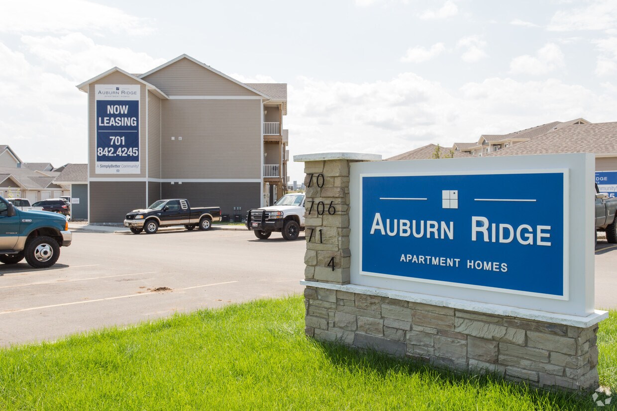 Auburn Ridge Apartments Watford City, ND