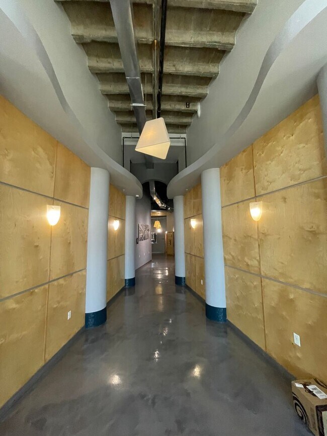 Foto del edificio - The Rotunda Urban Lofts