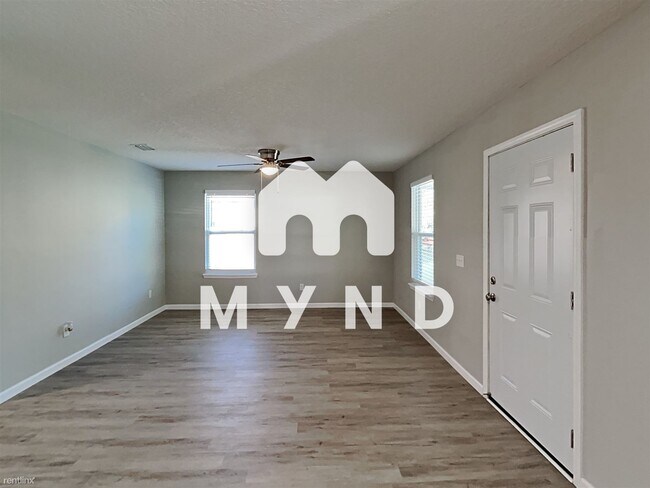 Building Photo - 3 br, 2 bath House - 1430 W 23rd St