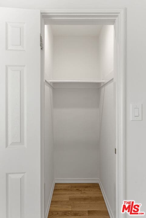 Building Photo - 1233 N Harper Ave