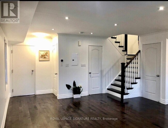 Photo du bâtiment - 39 Hays Blvd