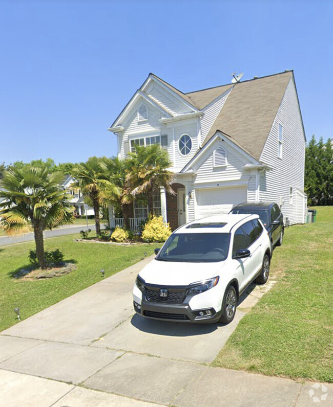 Building Photo - 2501 Wingdale Dr