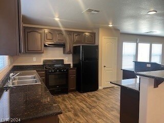 Foto del edificio - 6557 Sunset Pines St