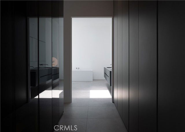 Foto del edificio - 838 Kings Rd