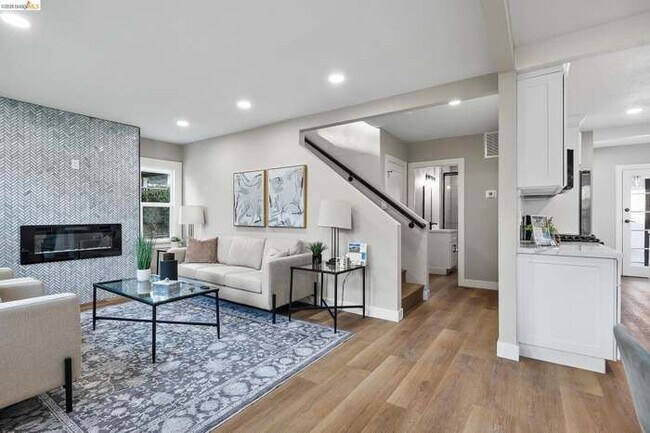 Foto del edificio - 1109 Lincoln Ct