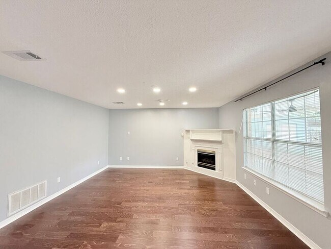 Foto del edificio - 3548 Stratford Ln