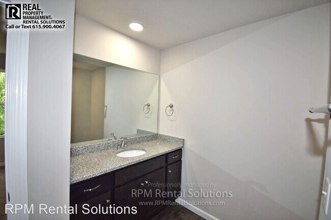 Building Photo - 3 br, 2.5 bath House - 2267 Lismore Drive