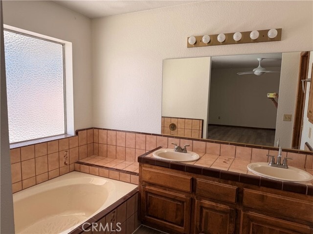Foto del edificio - 12901 Briarcliff Dr