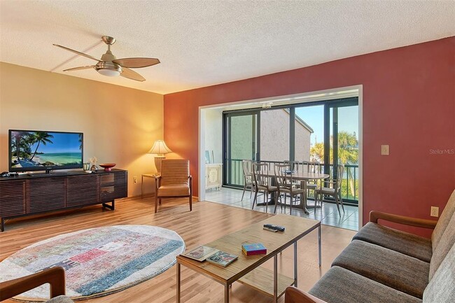 Foto del edificio - 1601 Bayhouse Point Dr