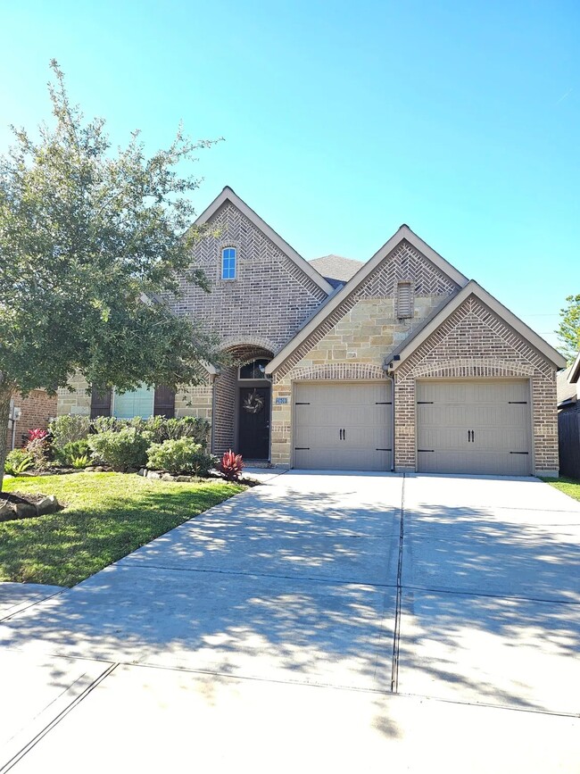 Building Photo - 2608 Mountain Sage Dr