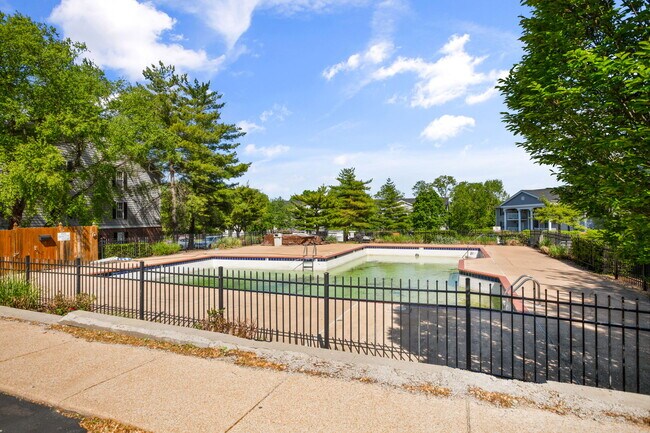 Building Photo - 12830 Portulaca Dr