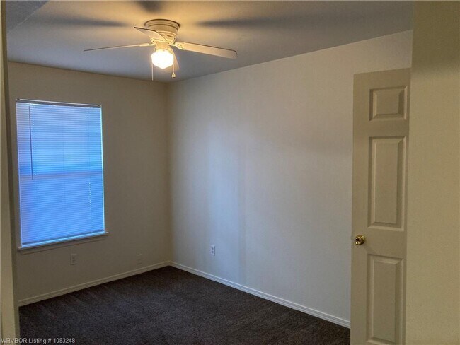 Foto del edificio - 816 N 36th St