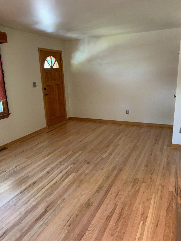 Foto del edificio - 445 Grape Ave