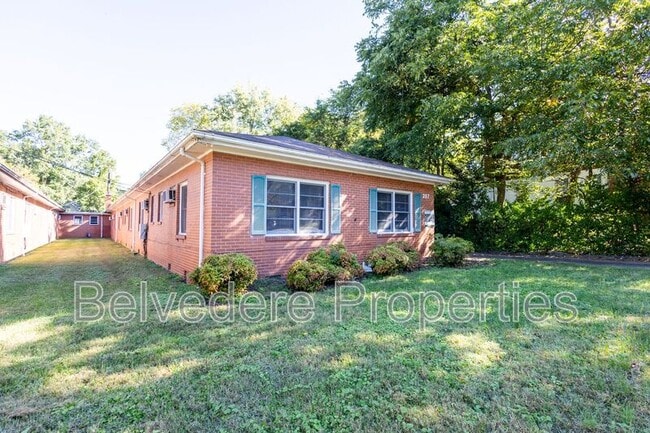 Building Photo - 207 Leftwich St