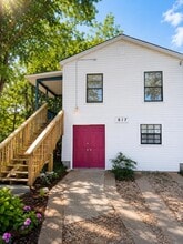 Building Photo - 817 N Forest Dr