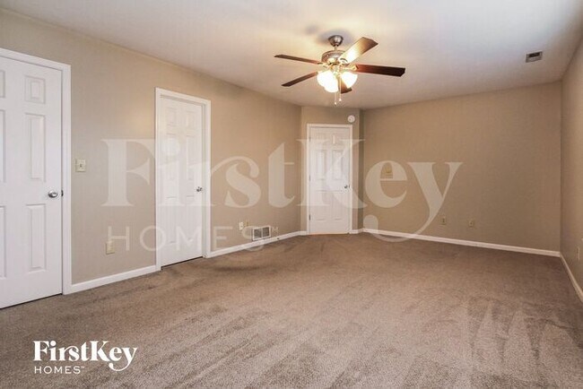 Building Photo - 8322 Southern Springs Dr