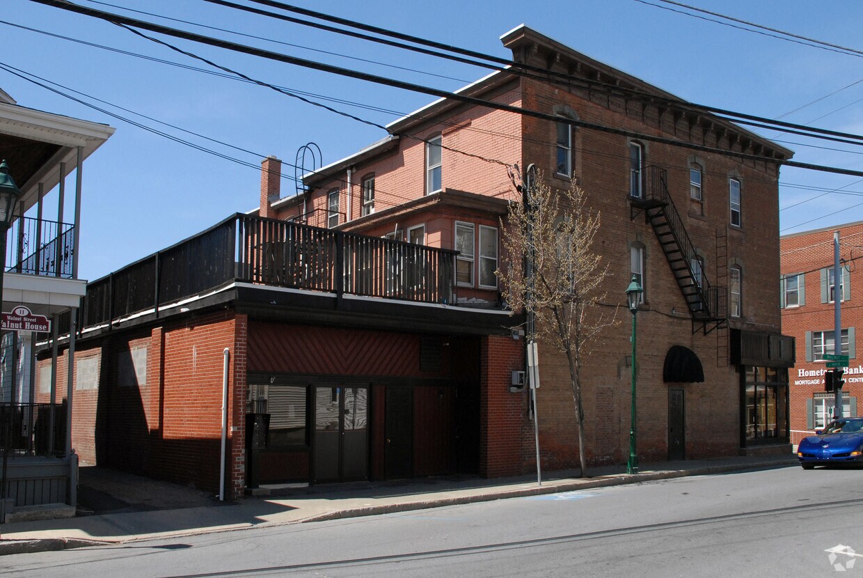 Building Photo - 73-77 W Main St