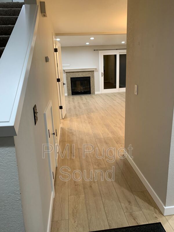 Foto principal - 15600 116th Ave NE