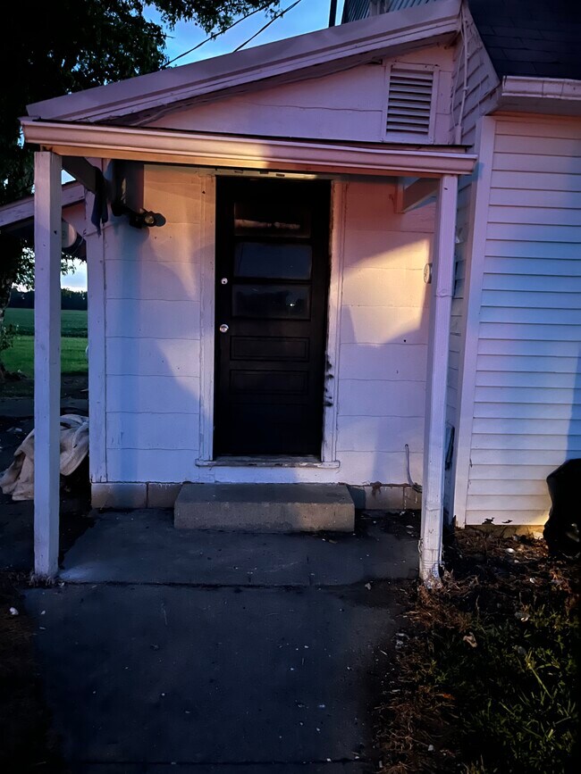 8415 Oday Harrison Rd, Mount Sterling, OH 43143 House Rental in Mount