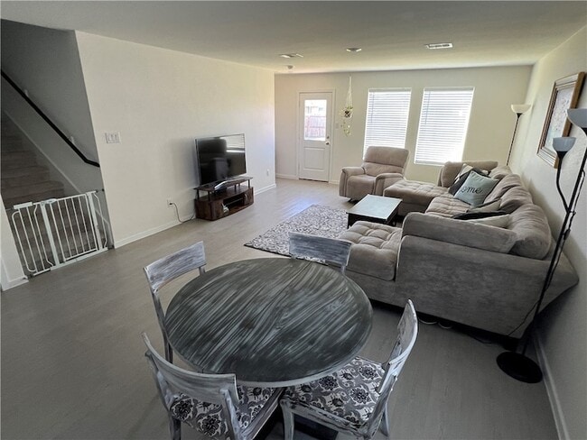 Foto del edificio - 5324 Gabby Pass