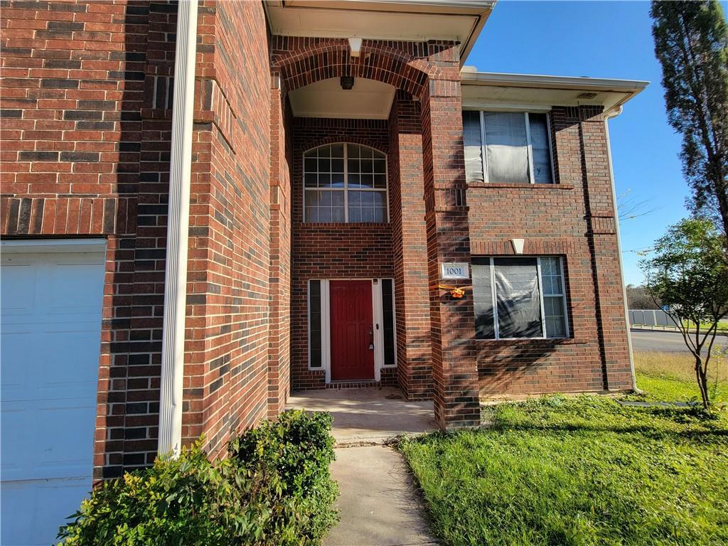 Foto principal - 1001 Acanthus St
