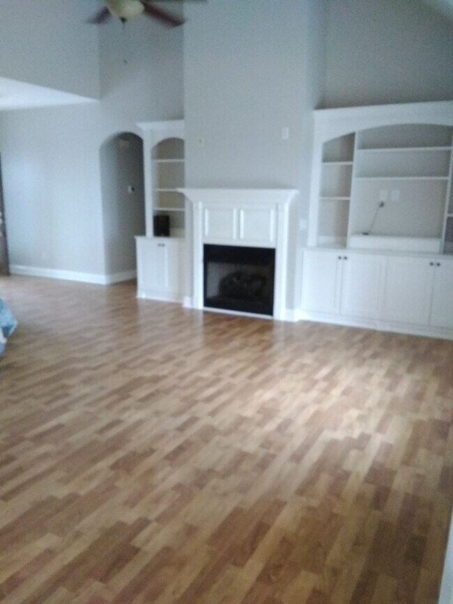 Foto del edificio - 3129 John Willis Rd