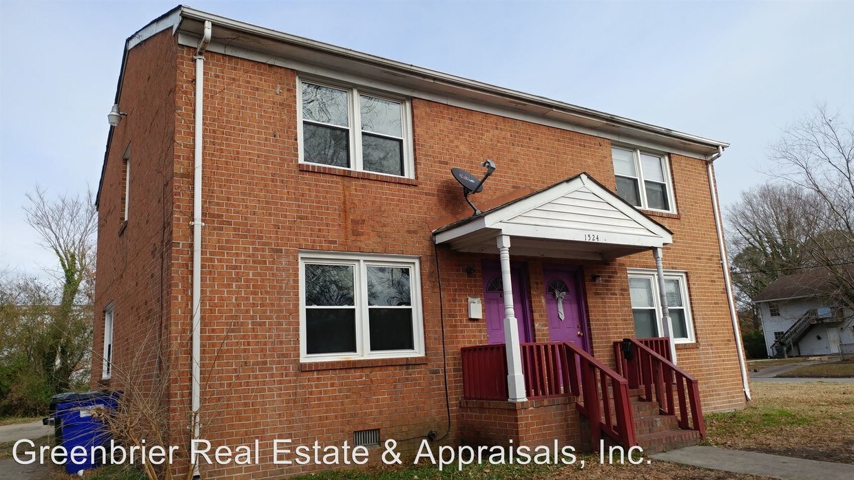 Foto principal - 1524 Jamaica Ave