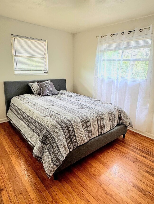 Foto del edificio - 7611 Arble Dr