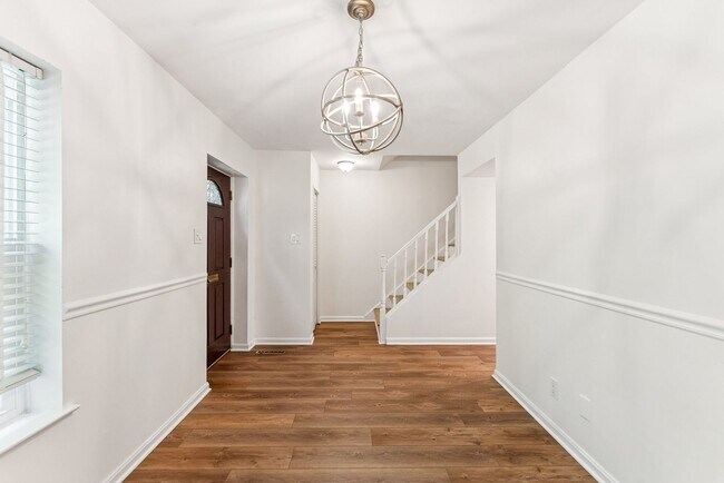 Foto del edificio - What a treat it will be, coming home to th...