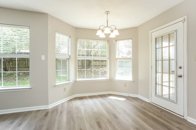 Building Photo - 6957 Showboat Ln