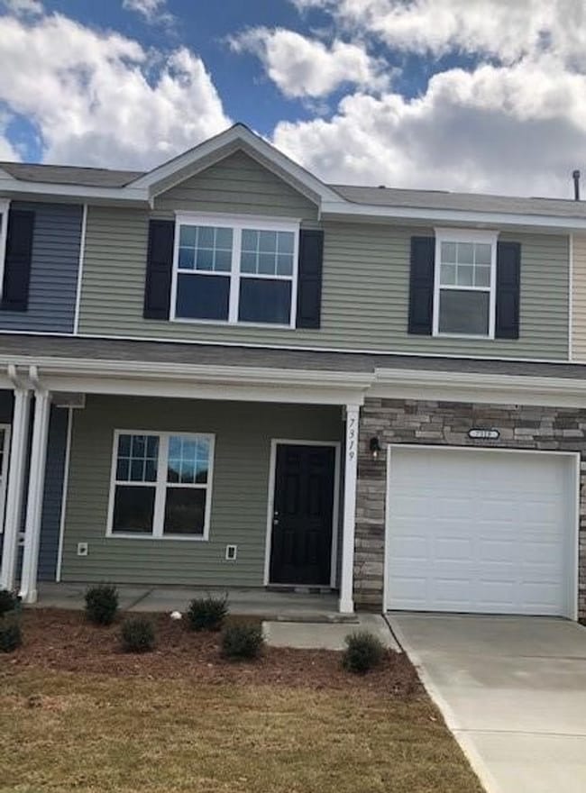 Beautiful Townhome in the steel creek area! - Beautiful Townhome in the steel creek area!