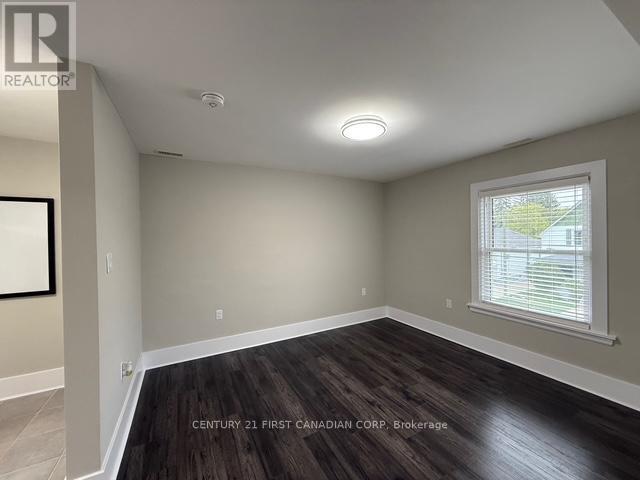 Building Photo - 59 Fifth Ave