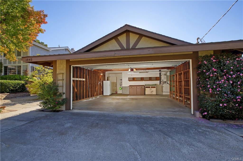 Foto principal - 1845 Cathay St