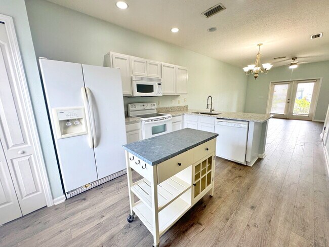 Foto del edificio - Paloma 2BR/2.5BA Townhome!